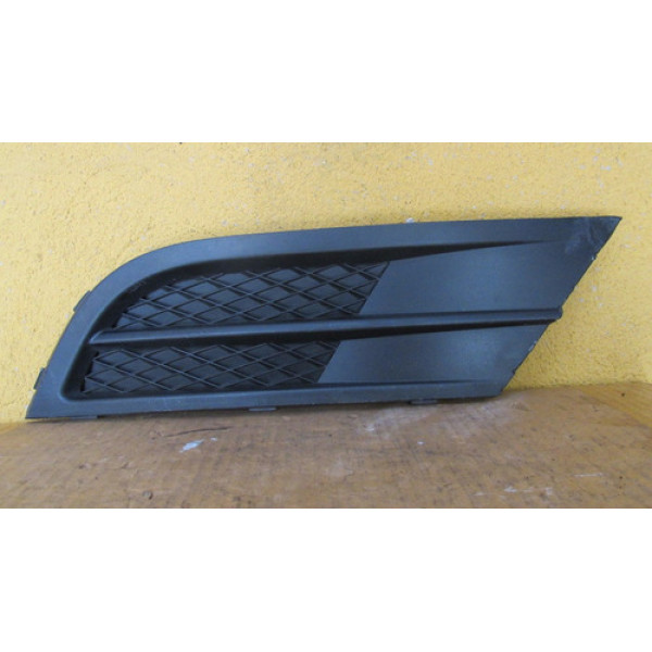Grade Milha Volkswagen Jetta 2015 2016 #080010 - Preto - Direito