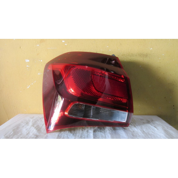 Lanterna Chevrolet Cobalt 2016 2017 L18082965 Esquerdo Vermelho