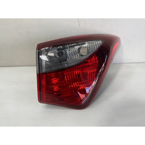 Lanterna Hyundai Hb20 Hatch 2013 2014 2015 220150171 Direito Vermelho