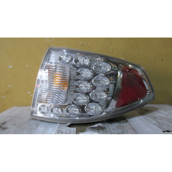Lanterna Subaru Impreza Hatch 2008 2009 2010 2011 Ltd10585 Direito Vremelho