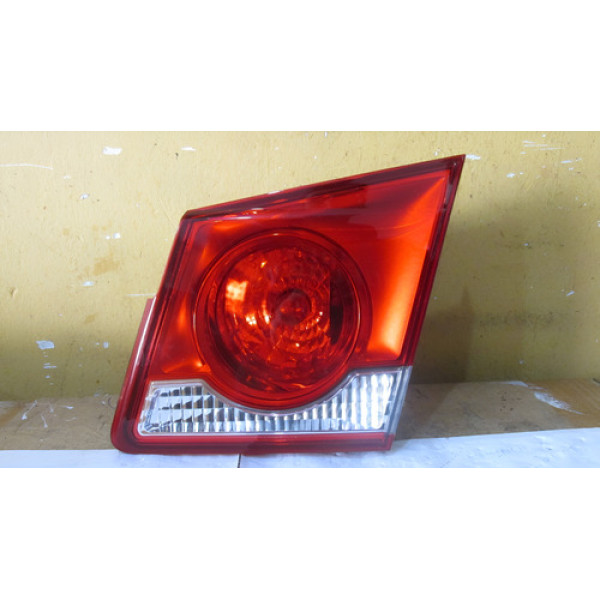 Lanterna Tampa Chevrolet Cruze Sedan 2011 Á 2016 L17011304 Direito Vermelho