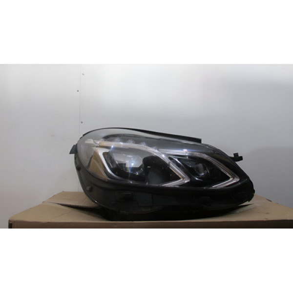 Farol Mercedes Benz Serie E 2016 2017 Led 18061367 Direito