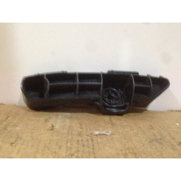 Guia Parachoque Traseiro Esquerdo Toyota Rav4 21041454