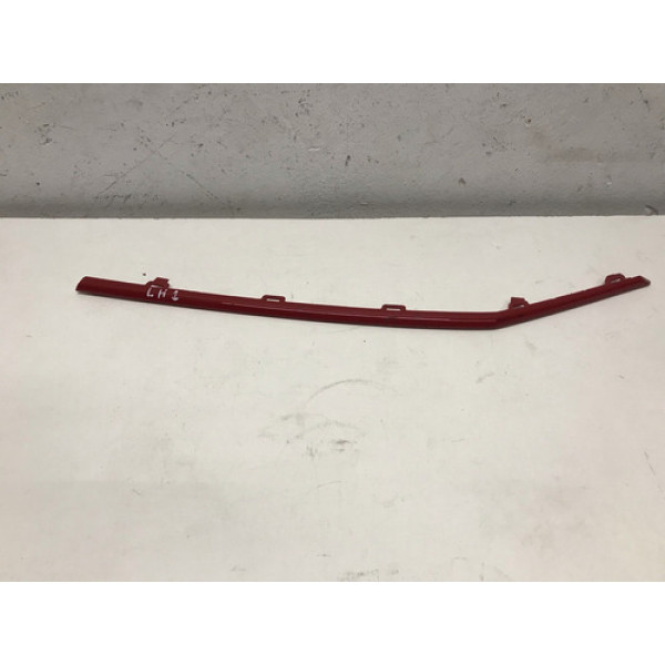 Friso Grade Volkswagen Jetta 2020  2021 Vermelho Esquerdo