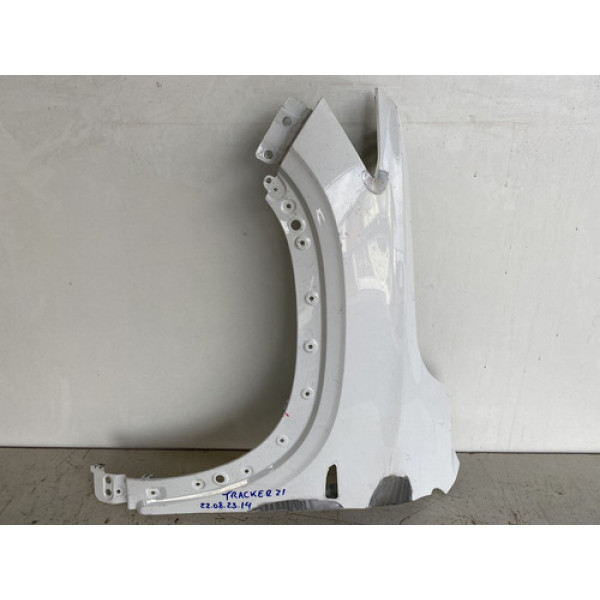 Para Lama Chevrolet Tracker 2021 2022 Le 22082314