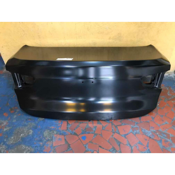 Tampa Traseira Chevrolet Onix 2020 Sedan Nova Original - Preto