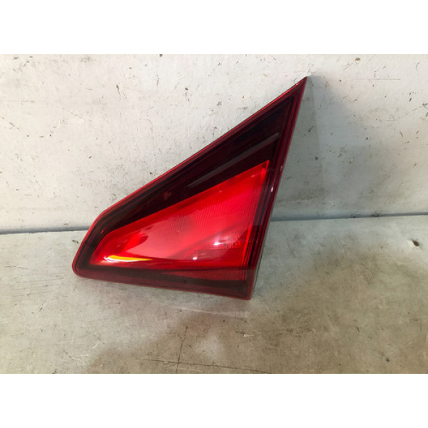 Lanterna Tampa Traseira Nissan Kicks 22015095 Direito Vermelho