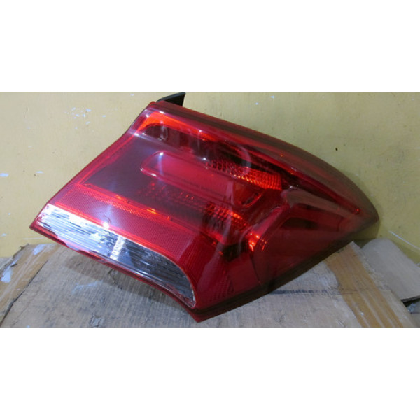 Lanterna Chevrolet Prisma 2016 2017 L18053081 Direito Vermelho