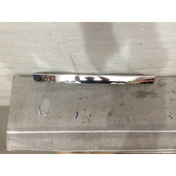 Friso Direito Parachoque Dianteiro Touareg 2015