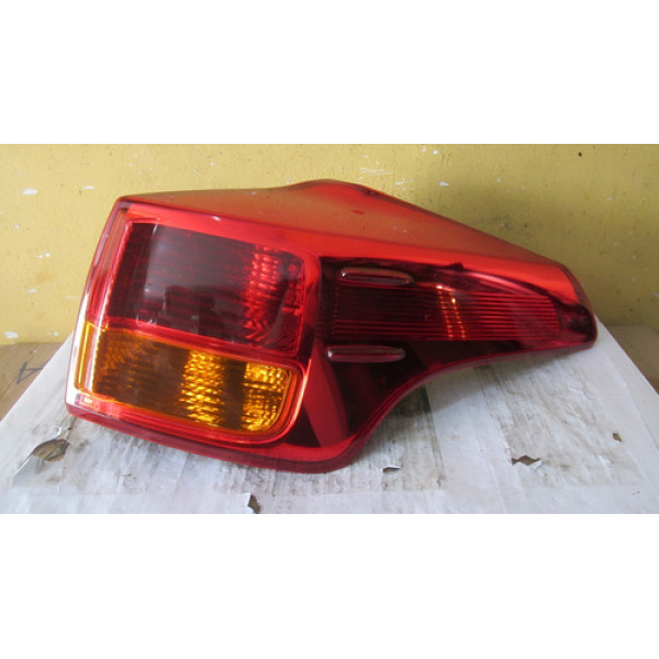 Lanterna Toyota Rav4 2013 2014 2015 2016 L18110156 Direito Vermelho