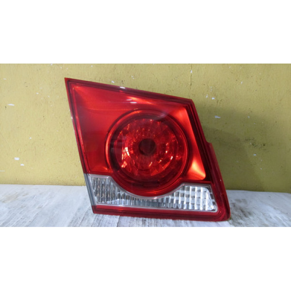 Lanterna Chevrolet Cruze Sedan L18100168 Esquerdo Vermelho
