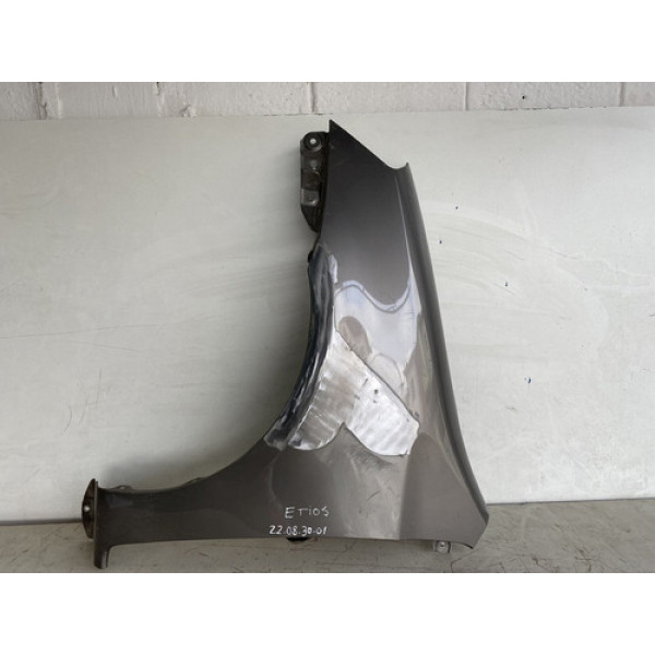 Para Lama Toyota Etios Sem Pisca 22083001