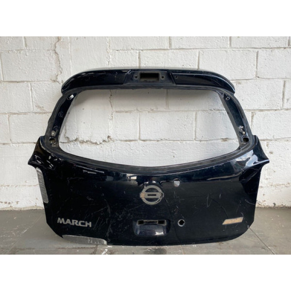 Tampa Traseira Nissan March 22042001 - Preto