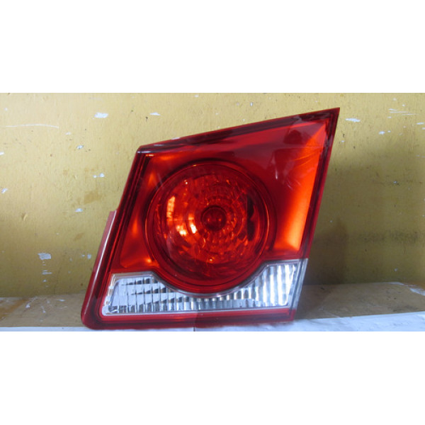 Lanterna Tampa Chevrolet Cruze Sedan 2011 Á 2016 L112501 Direito Vermelho
