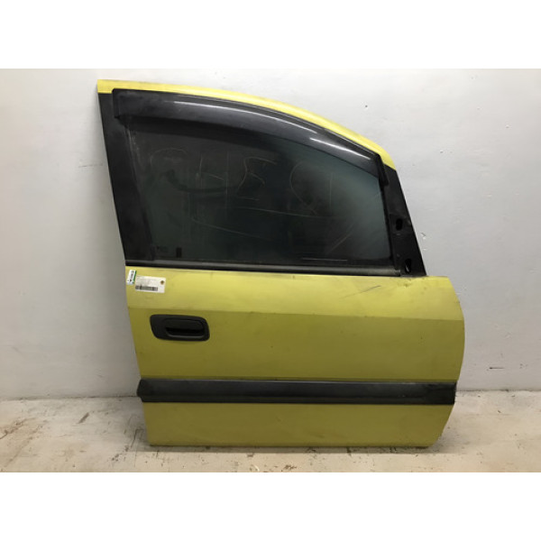 Porta Dianteira Chevrolet Zafira Pdd13495 - Dianteira - Direito - Amarelo