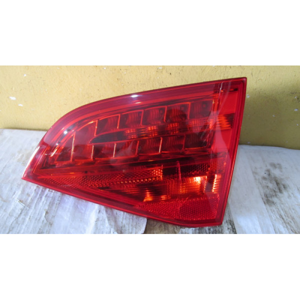 Lanterna Da Tampa Audi A4 2009 A 2013 L18110175 Direito Vermelho