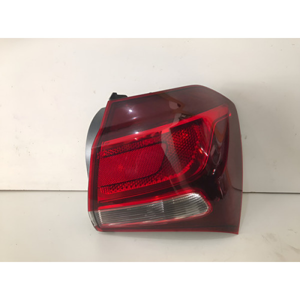 Lanterna Chevrolet Cobalt 2016 2017 L18100152 Direito Vermelho