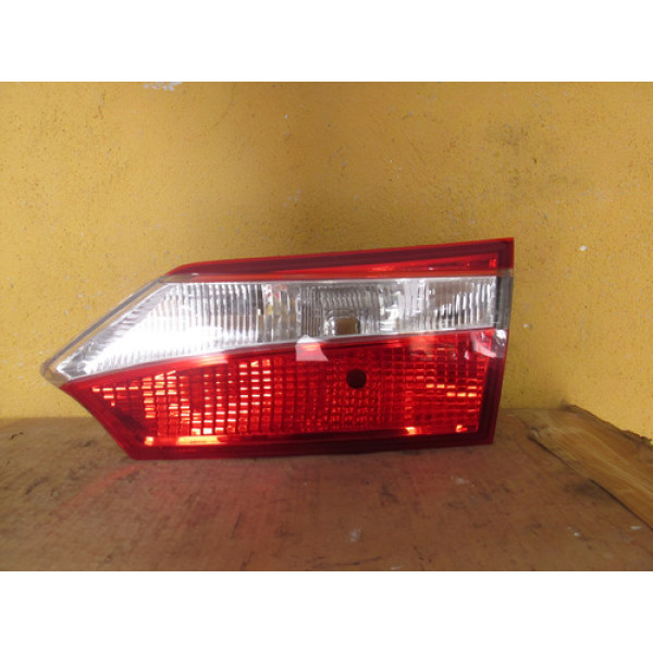 Lanterna Tampa Traseira Toyota Corolla 2015 #102607 Direito