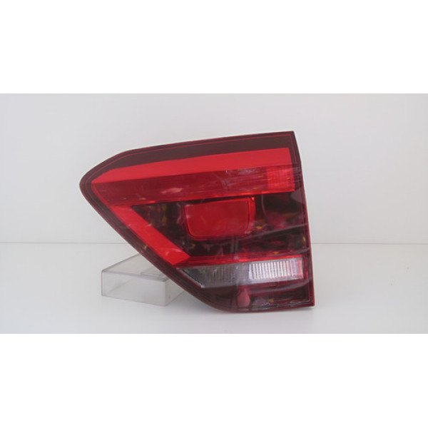 Lanterna Tampa Traseira Volkswagen Crossfox Cp19041682 Direito Vermelho