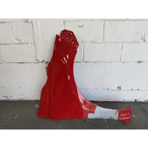 Para Lama Toyota Yaris 22042520