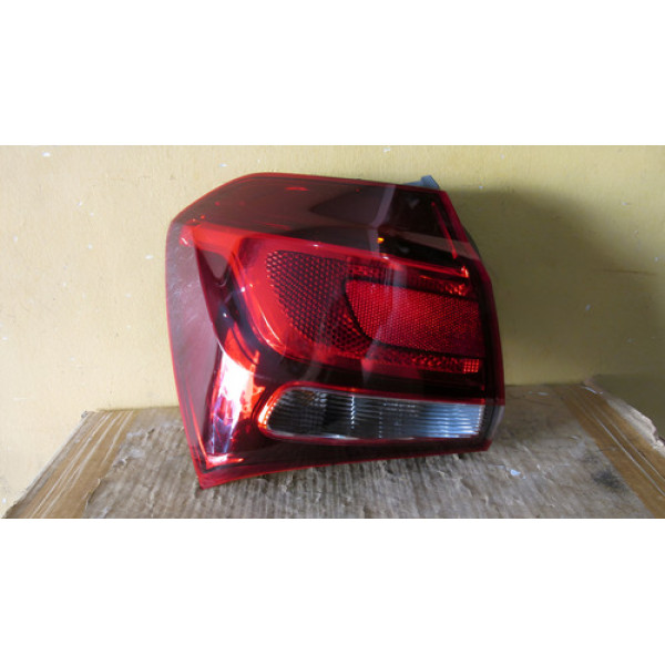 Lanterna Traseira Chevrolet Cobalt 2016 2017 Usada 17070505 Esquerdo Vermelho