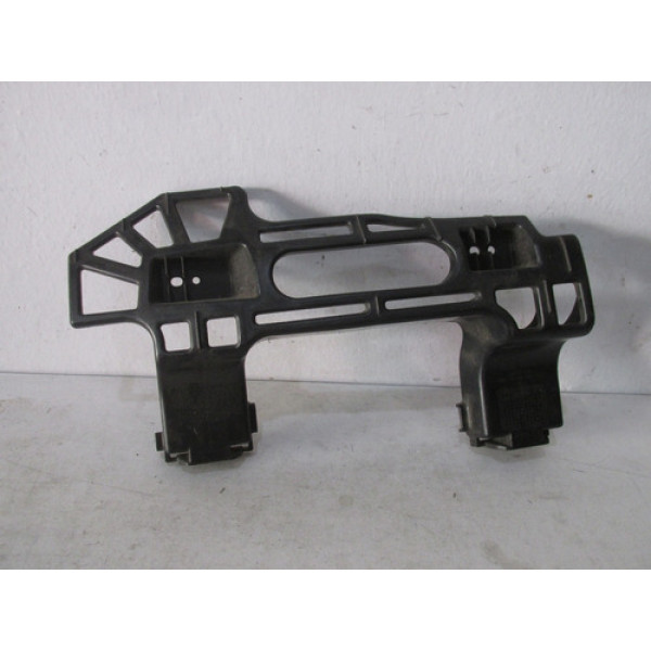 Guia Parachoque Traseiro Hyundai Hb20 Sedan Le 151f