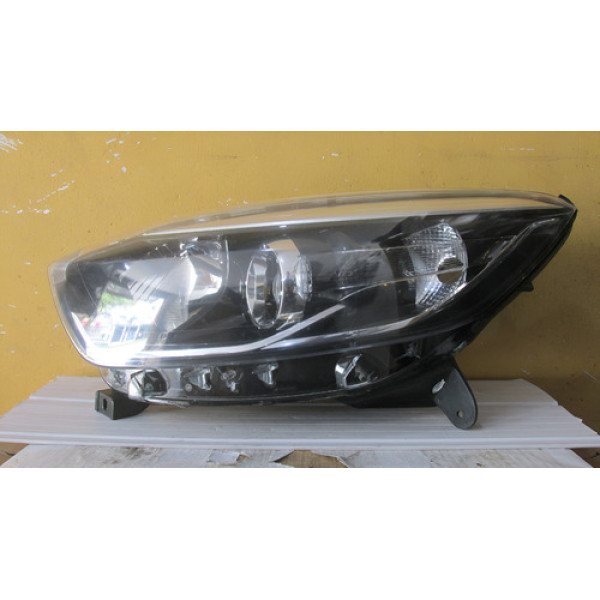 Farol Renault Captur L19011759 Esquerdo