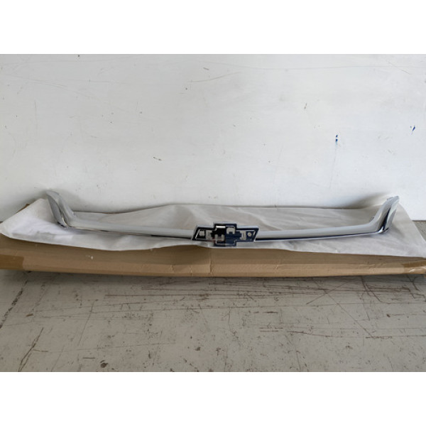 Friso Grade Chevrolet Onix 2020 23020205 Cromado