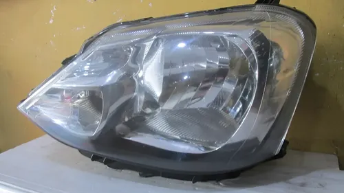 Farol Toyota Etios 102414 Esquerdo